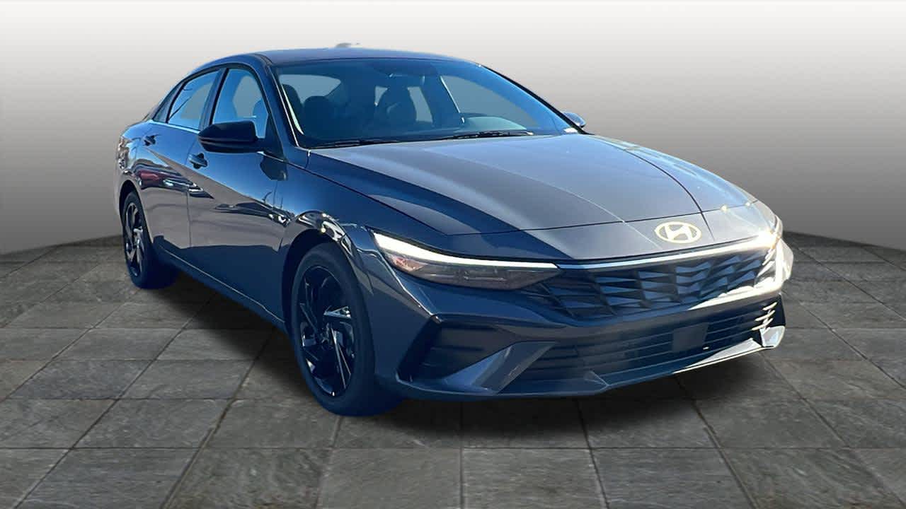 Thumbnail: 2026 Hyundai Elantra - 3