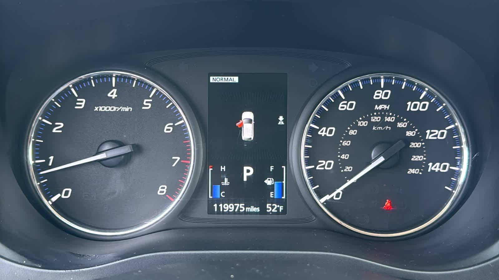 Thumbnail: 2018 Mitsubishi Outlander - 21