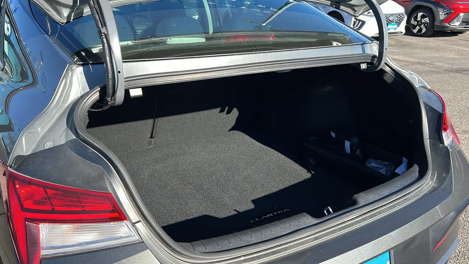 Thumbnail: 2025 Hyundai Elantra - 27