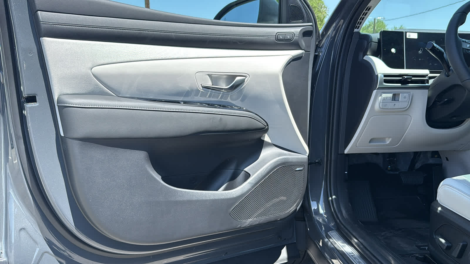 Thumbnail: 2025 Hyundai Tucson - 23