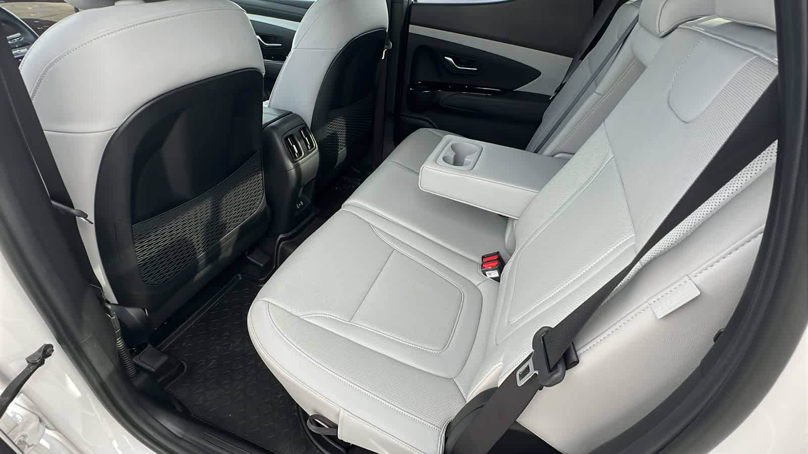 Thumbnail: 2025 Hyundai Santa Cruz - 24