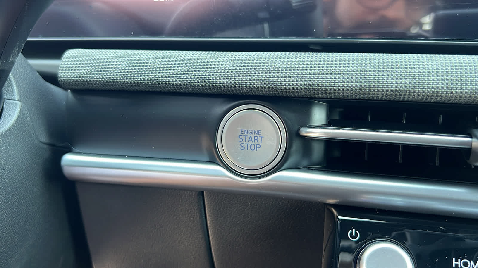 Thumbnail: 2025 Hyundai Santa Cruz - 17