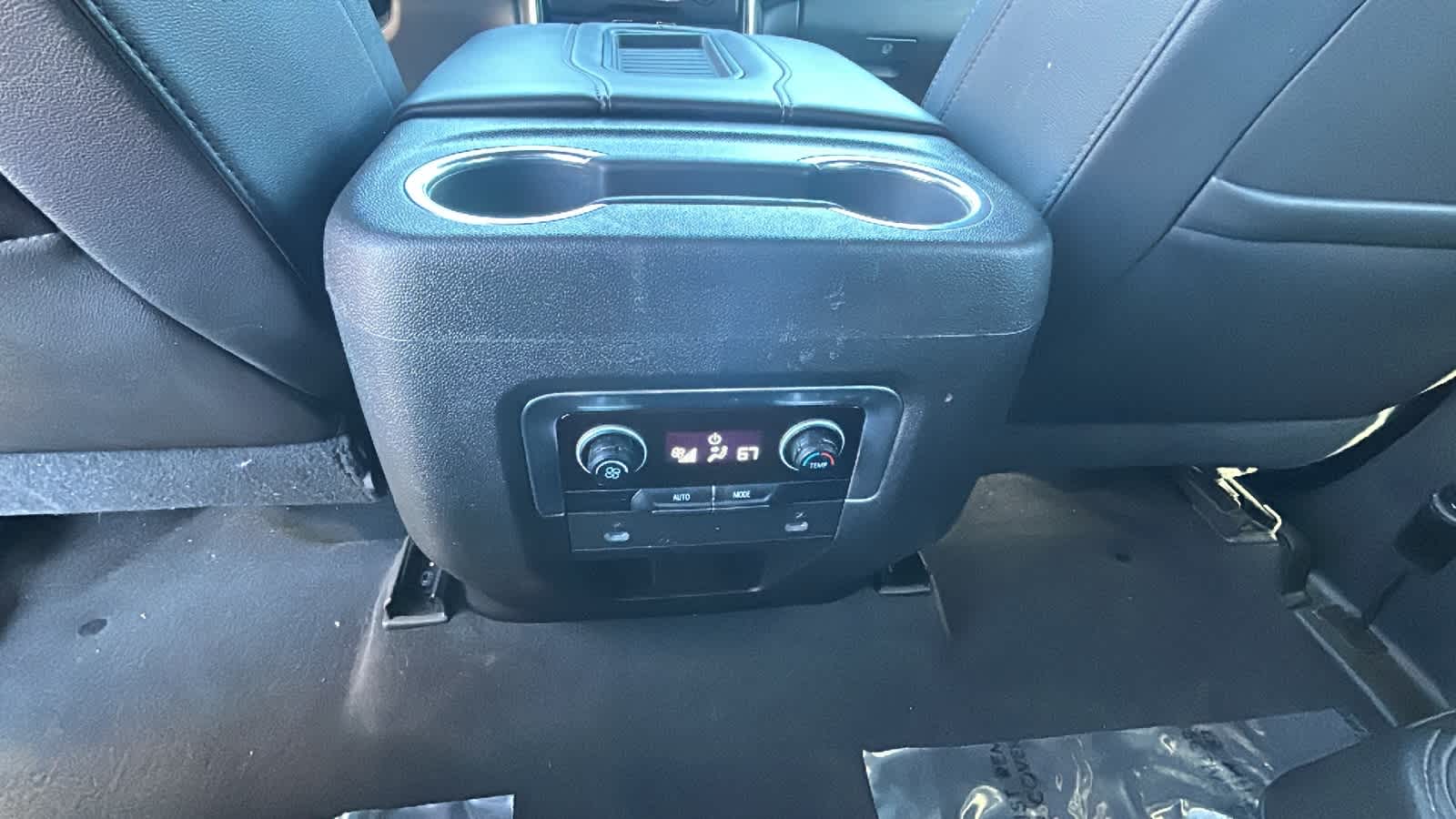 Thumbnail: 2021 Chevrolet Tahoe - 25