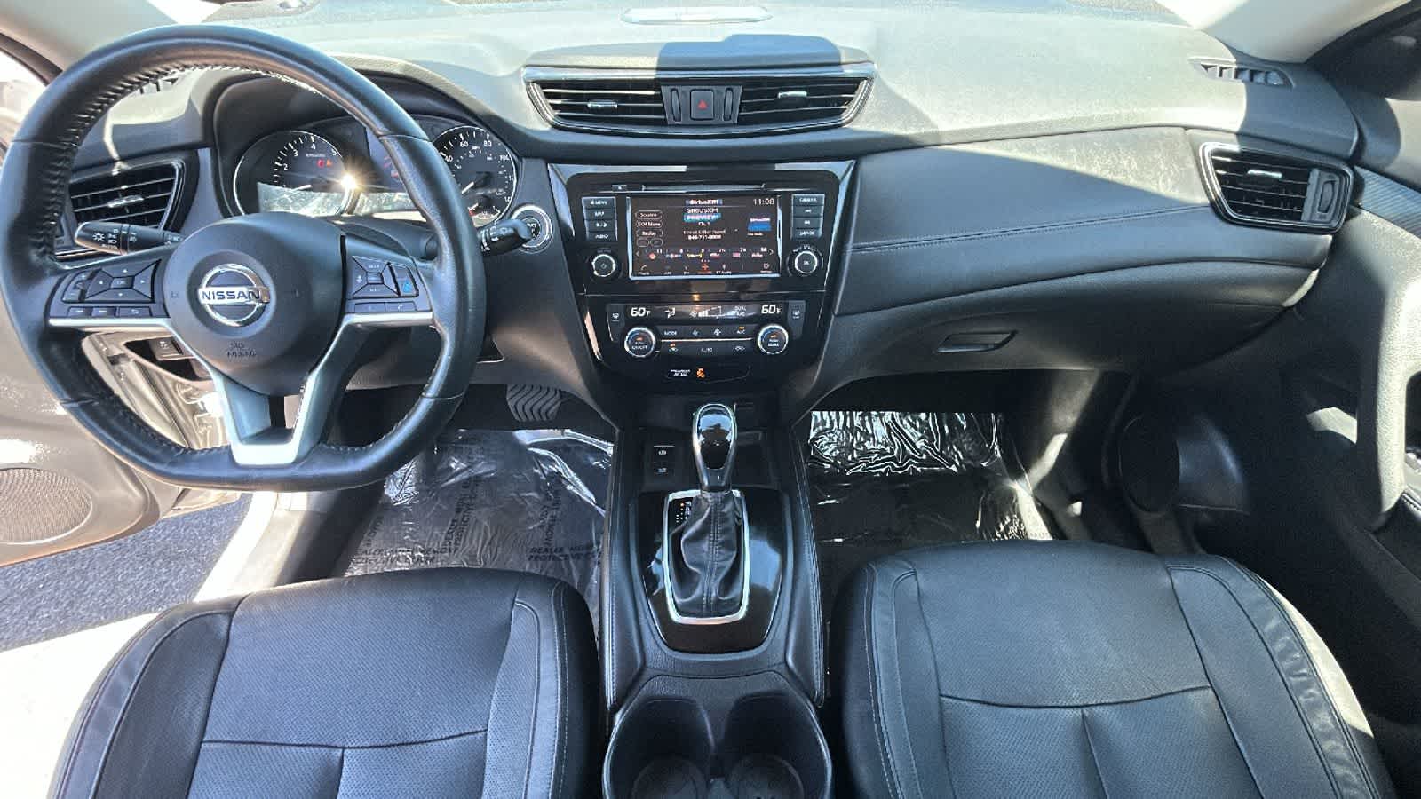 Thumbnail: 2020 Nissan Rogue - 25