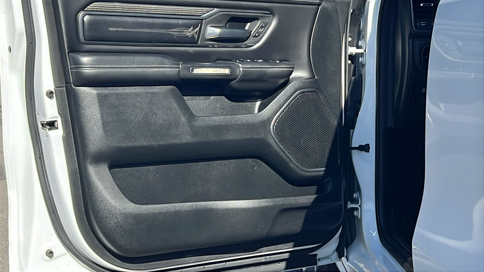 Thumbnail: 2020 RAM 1500 - 23