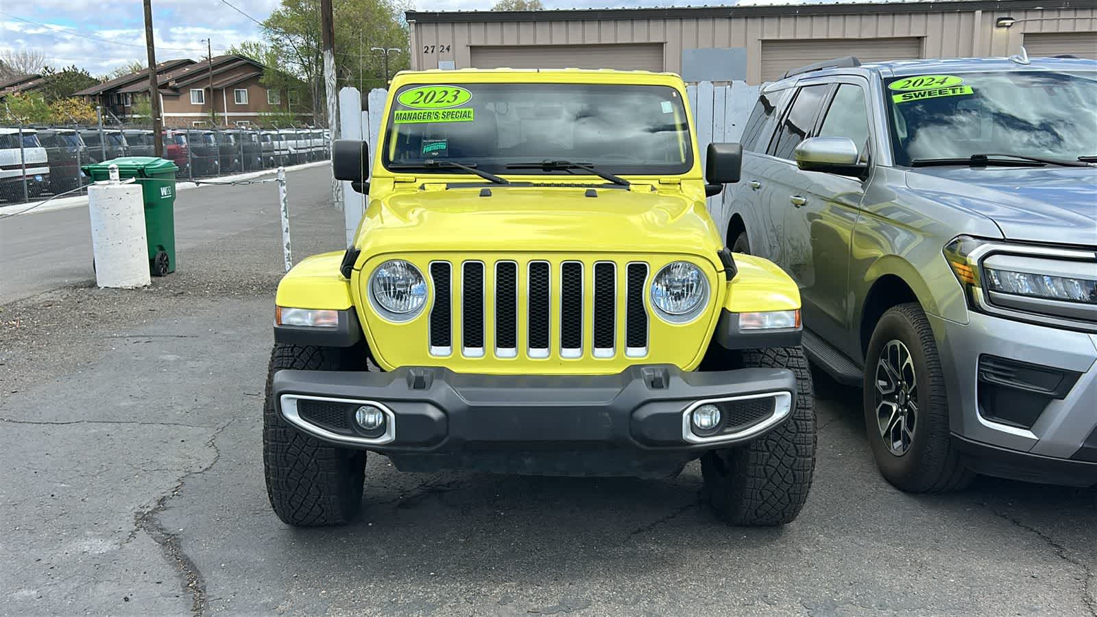 Thumbnail: 2023 Jeep Wrangler - 21