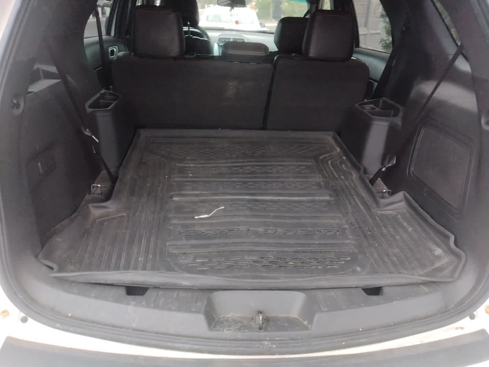 Thumbnail: 2013 Ford Explorer - 16
