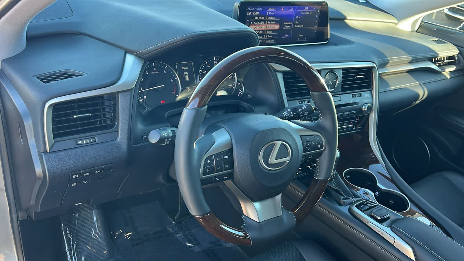 Thumbnail: 2018 Lexus RX - 10