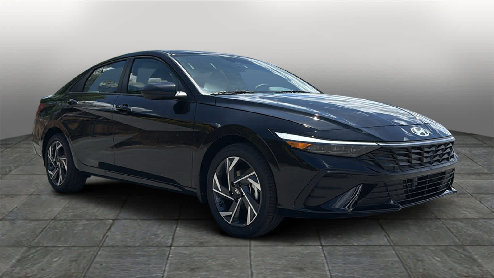 Thumbnail: 2025 Hyundai Elantra - 3