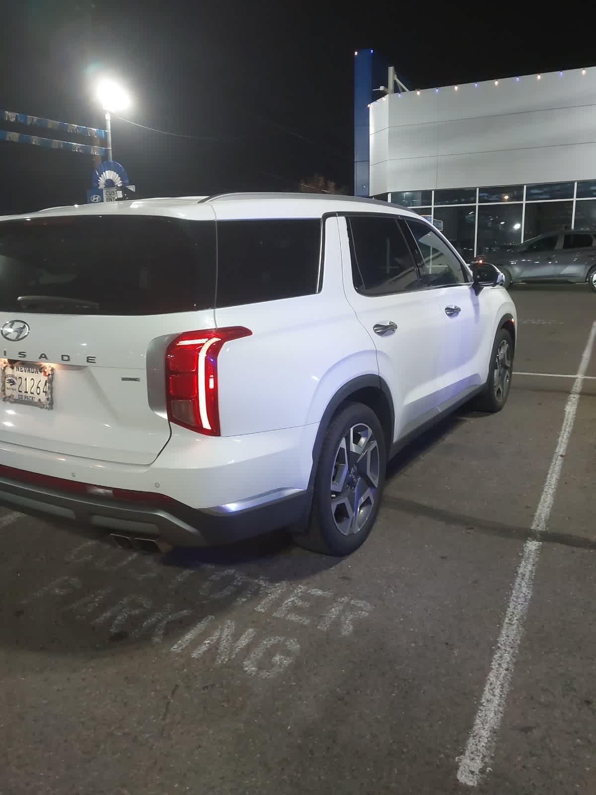 Thumbnail: 2023 Hyundai Palisade - 20