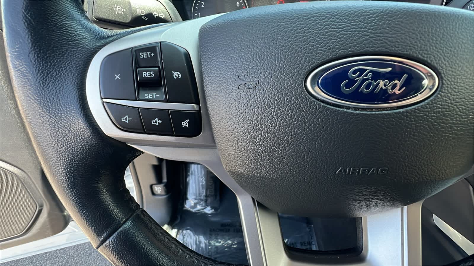 Thumbnail: 2022 Ford Explorer - 19