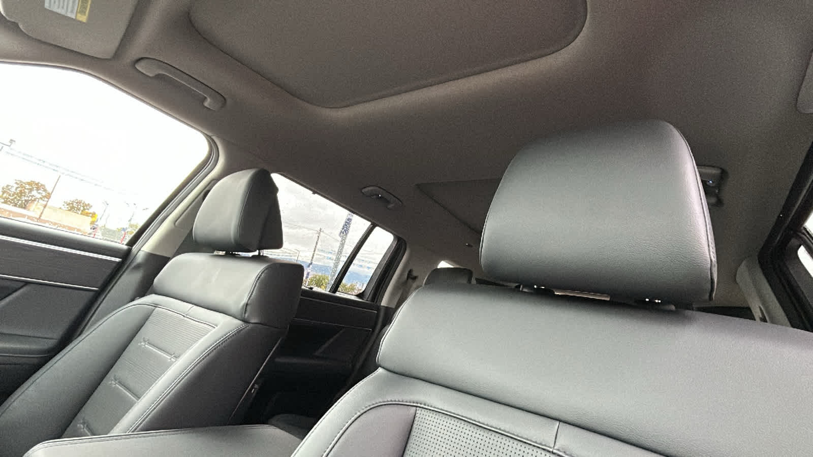 Thumbnail: 2026 Hyundai Santa Fe - 11