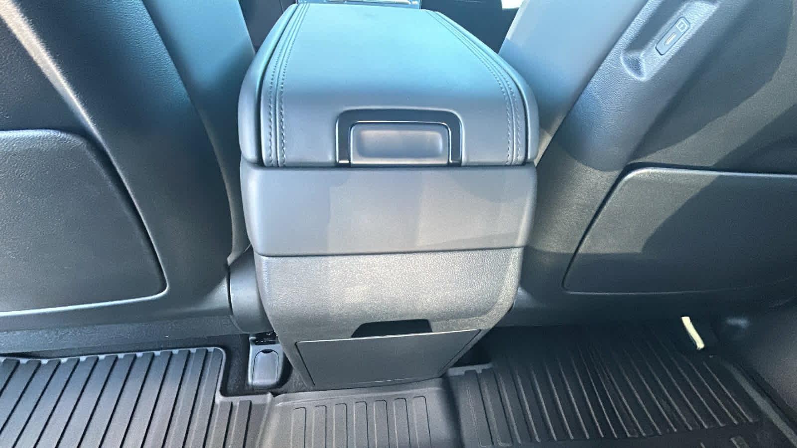 Thumbnail: 2026 Hyundai Santa Fe - 25