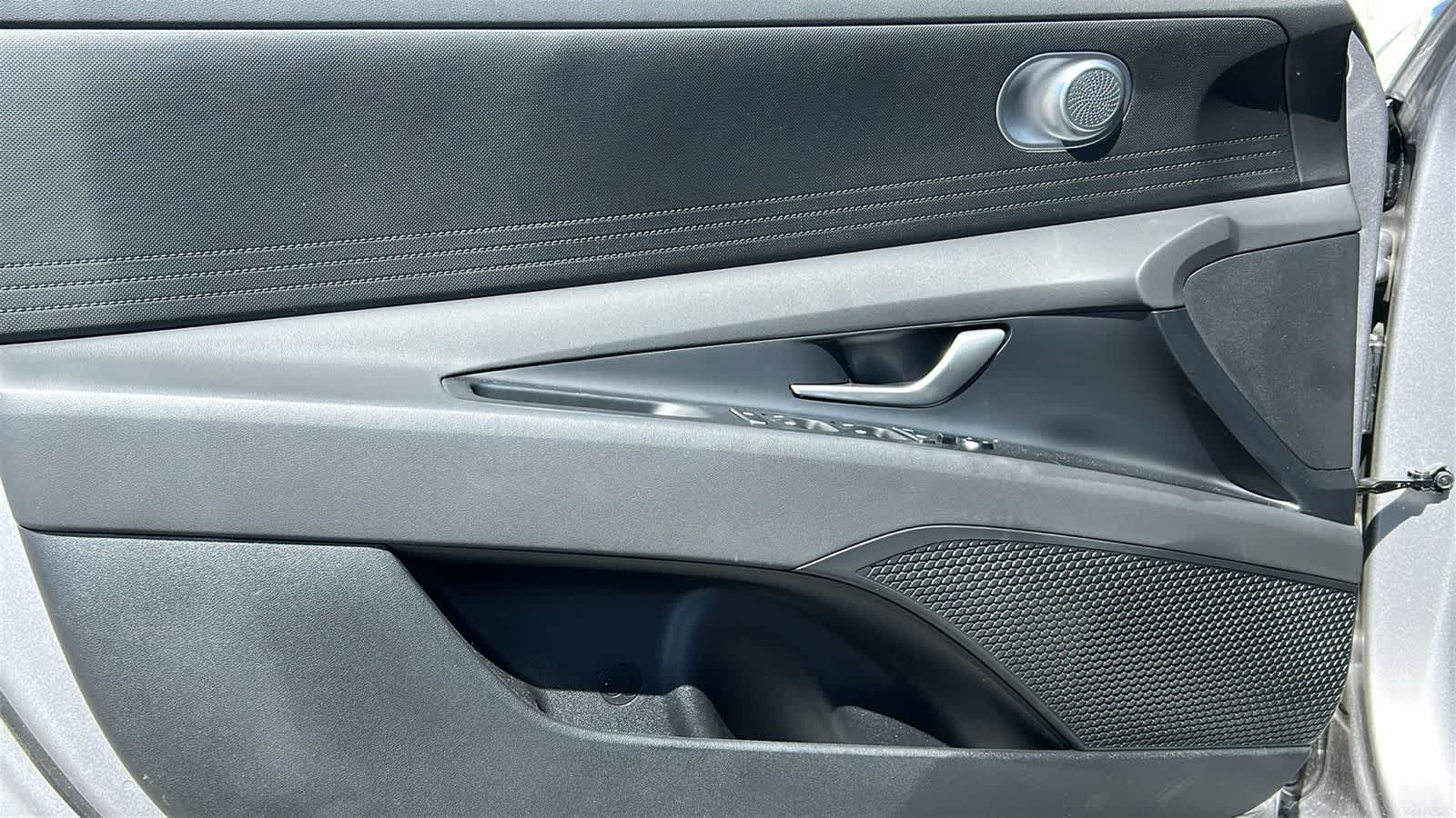 Thumbnail: 2026 Hyundai Elantra - 23