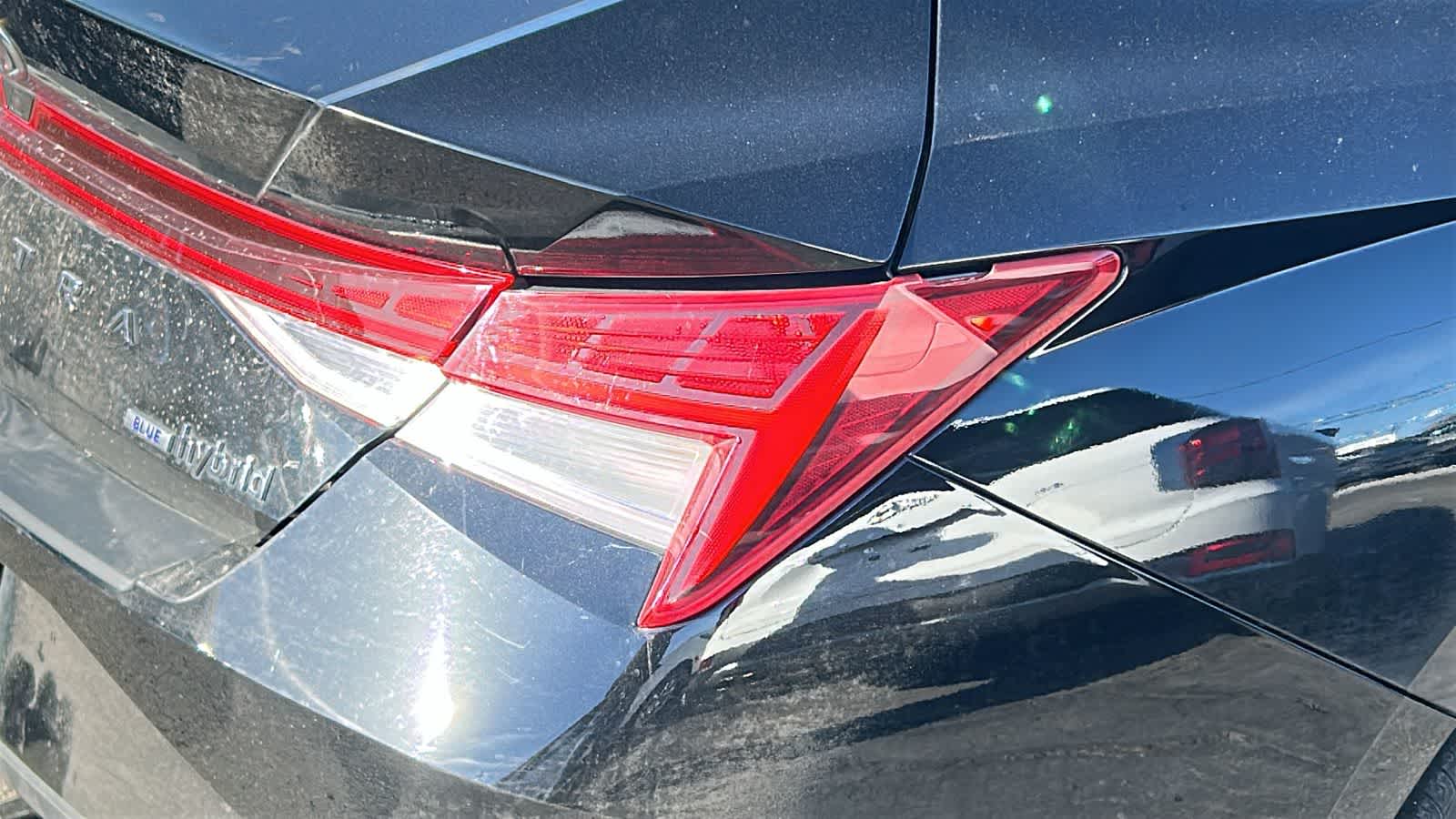 Thumbnail: 2022 Hyundai Elantra - 15