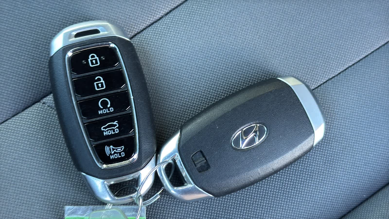 Thumbnail: 2022 Hyundai Elantra - 29