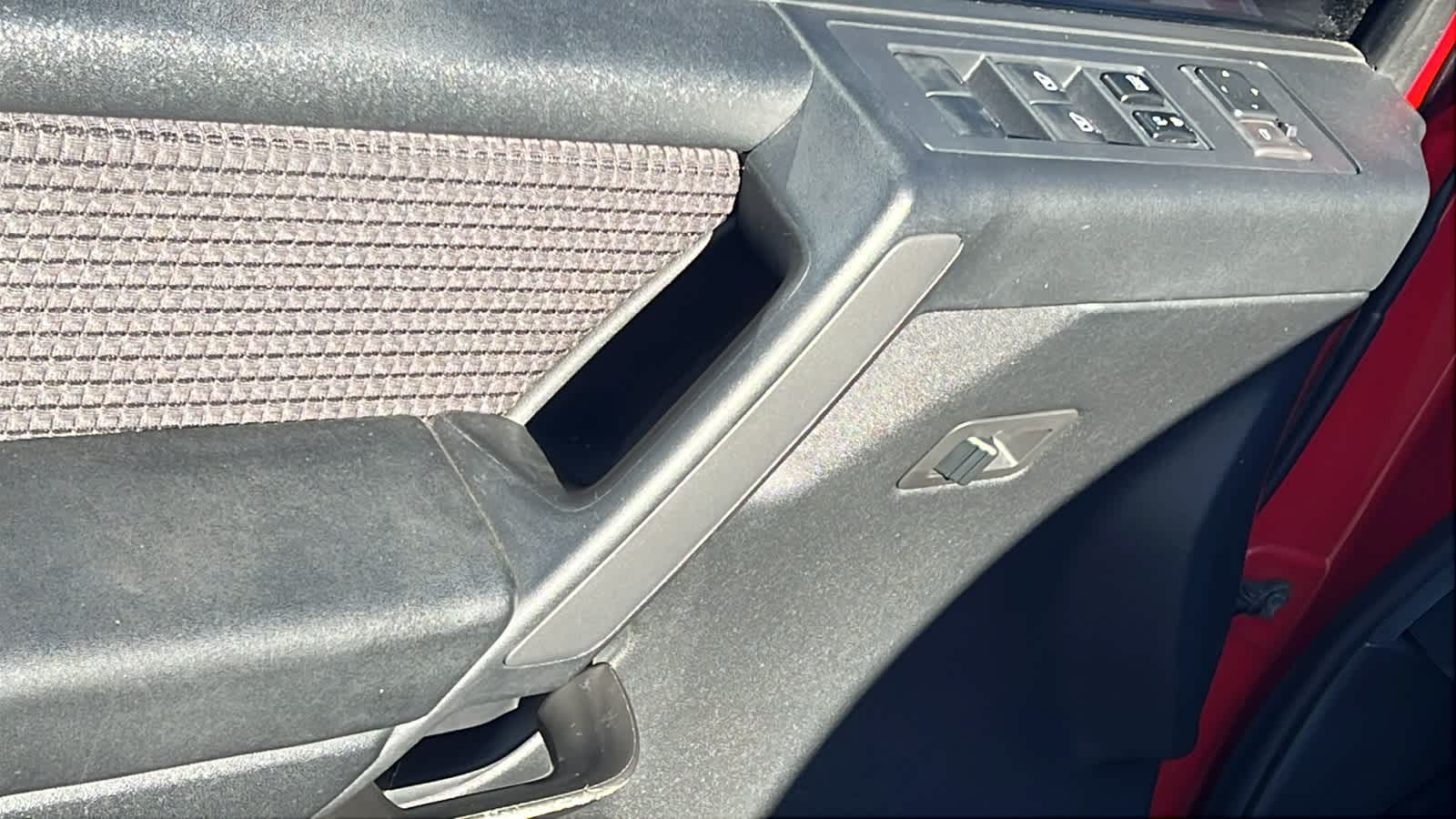 Thumbnail: 2011 Nissan Titan - 21