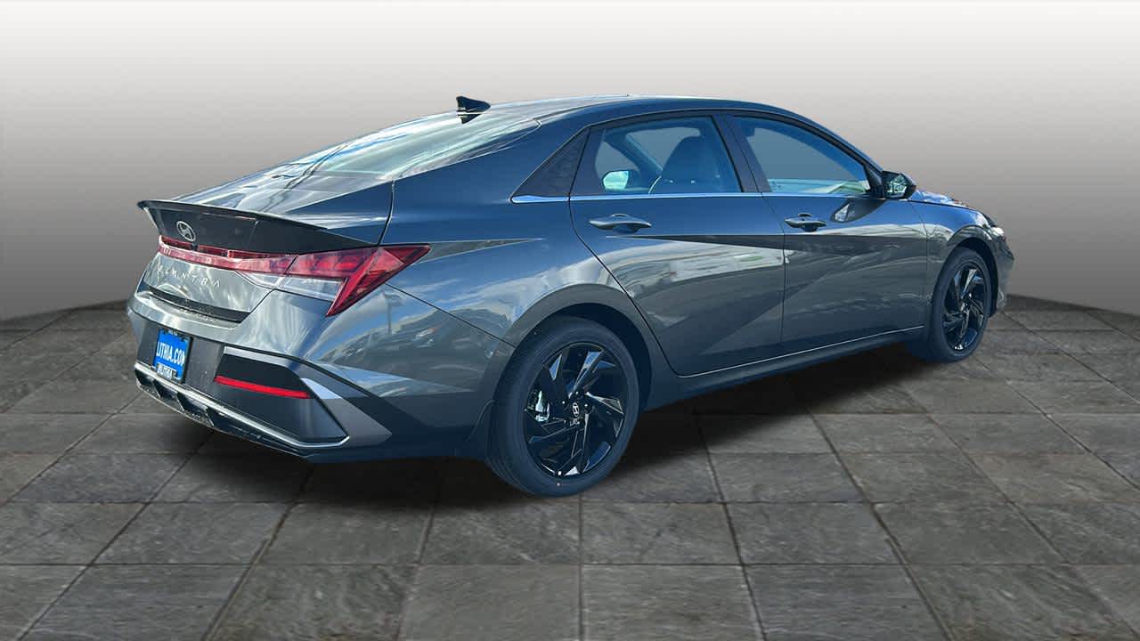 Thumbnail: 2026 Hyundai Elantra - 5