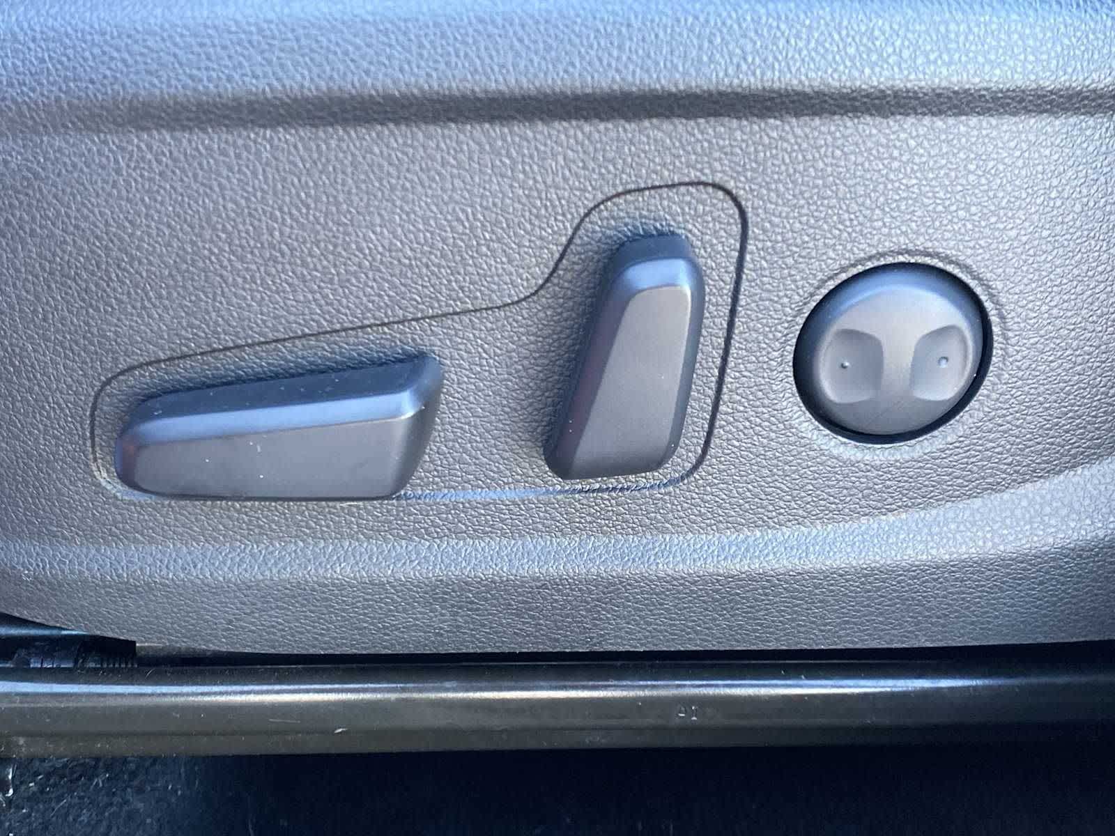 Thumbnail: 2023 Hyundai Santa Fe - 21