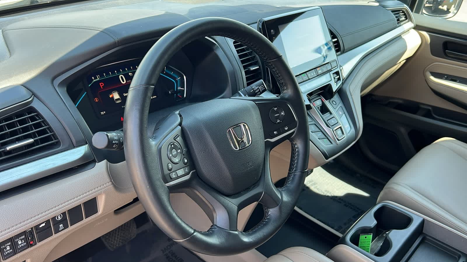 Thumbnail: 2021 Honda Odyssey - 10