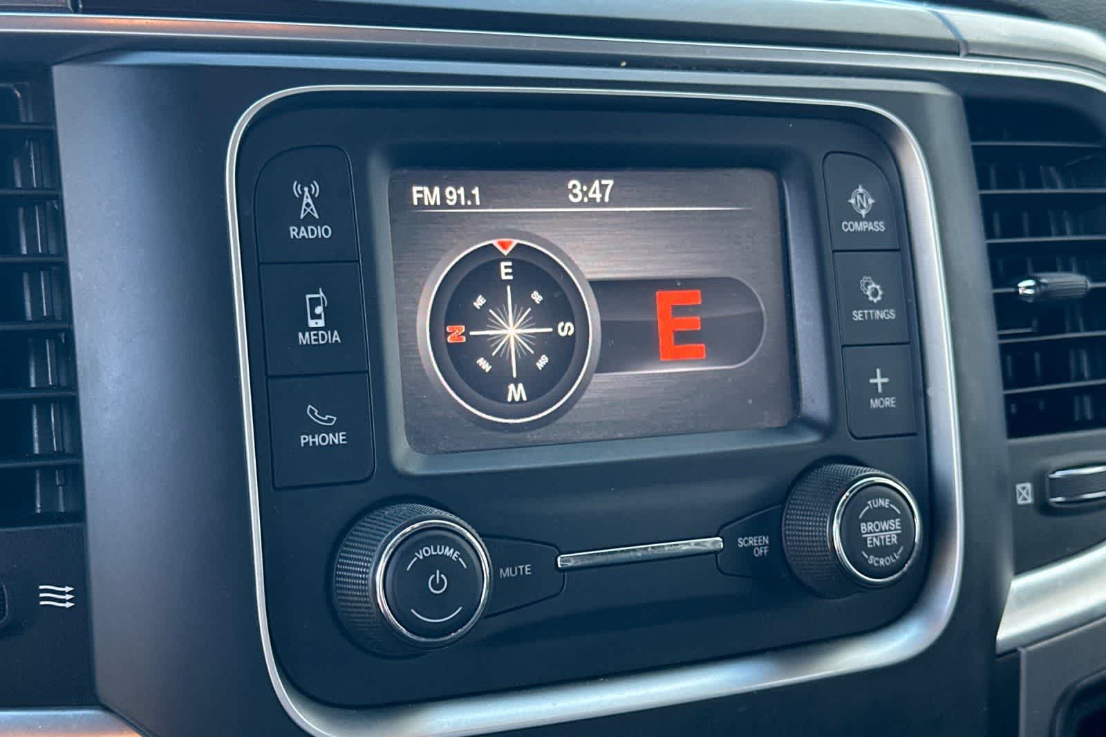 Thumbnail: 2022 RAM 1500 Classic - 21