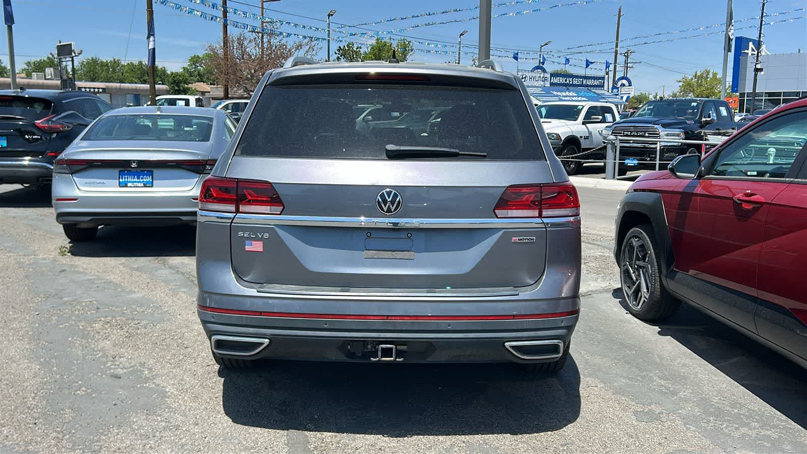 Thumbnail: 2022 Volkswagen Atlas - 13