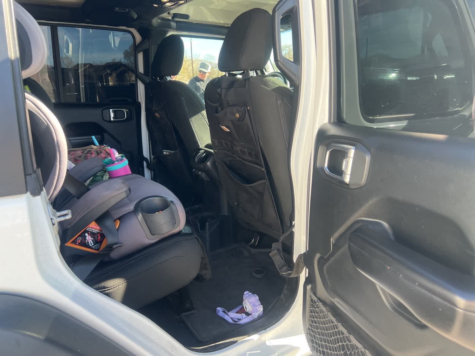 Thumbnail: 2019 Jeep Wrangler - 12