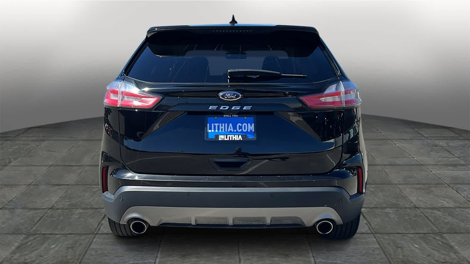 2024 Ford Edge Titanium 6