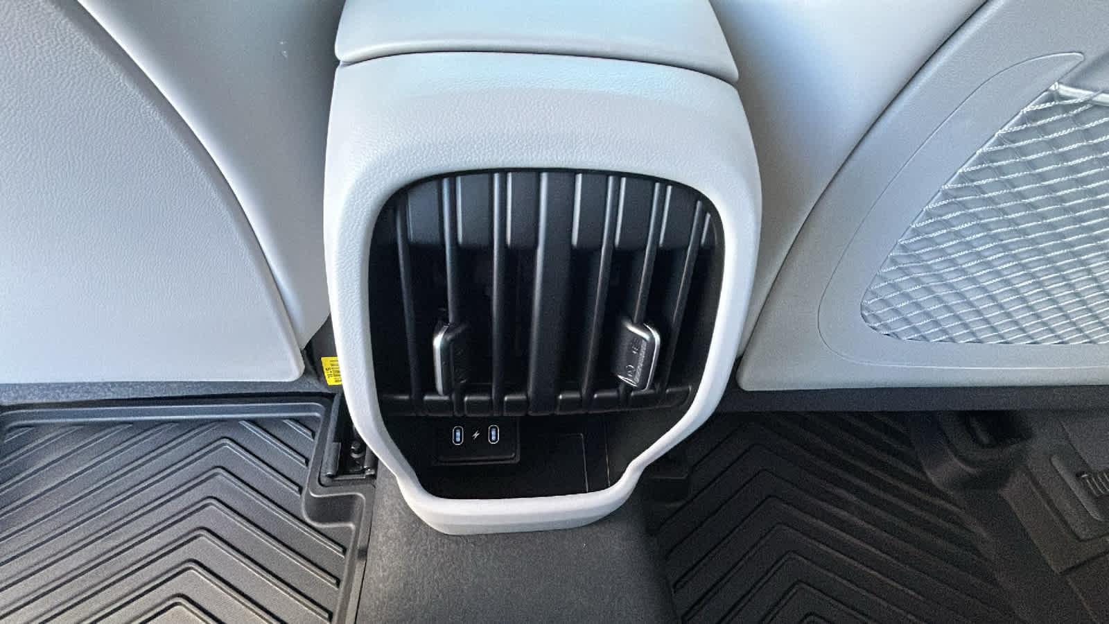 Thumbnail: 2026 Hyundai Santa Fe - 25