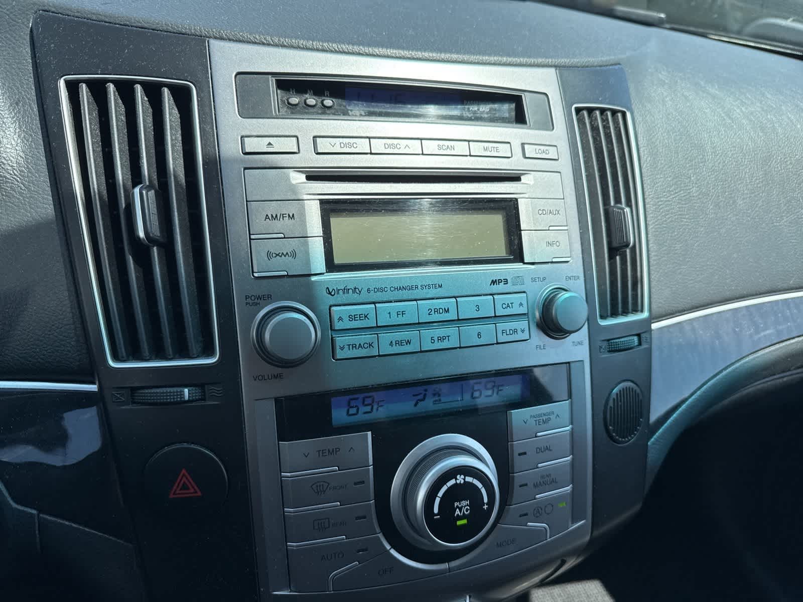 Thumbnail: 2010 Hyundai Veracruz - 19