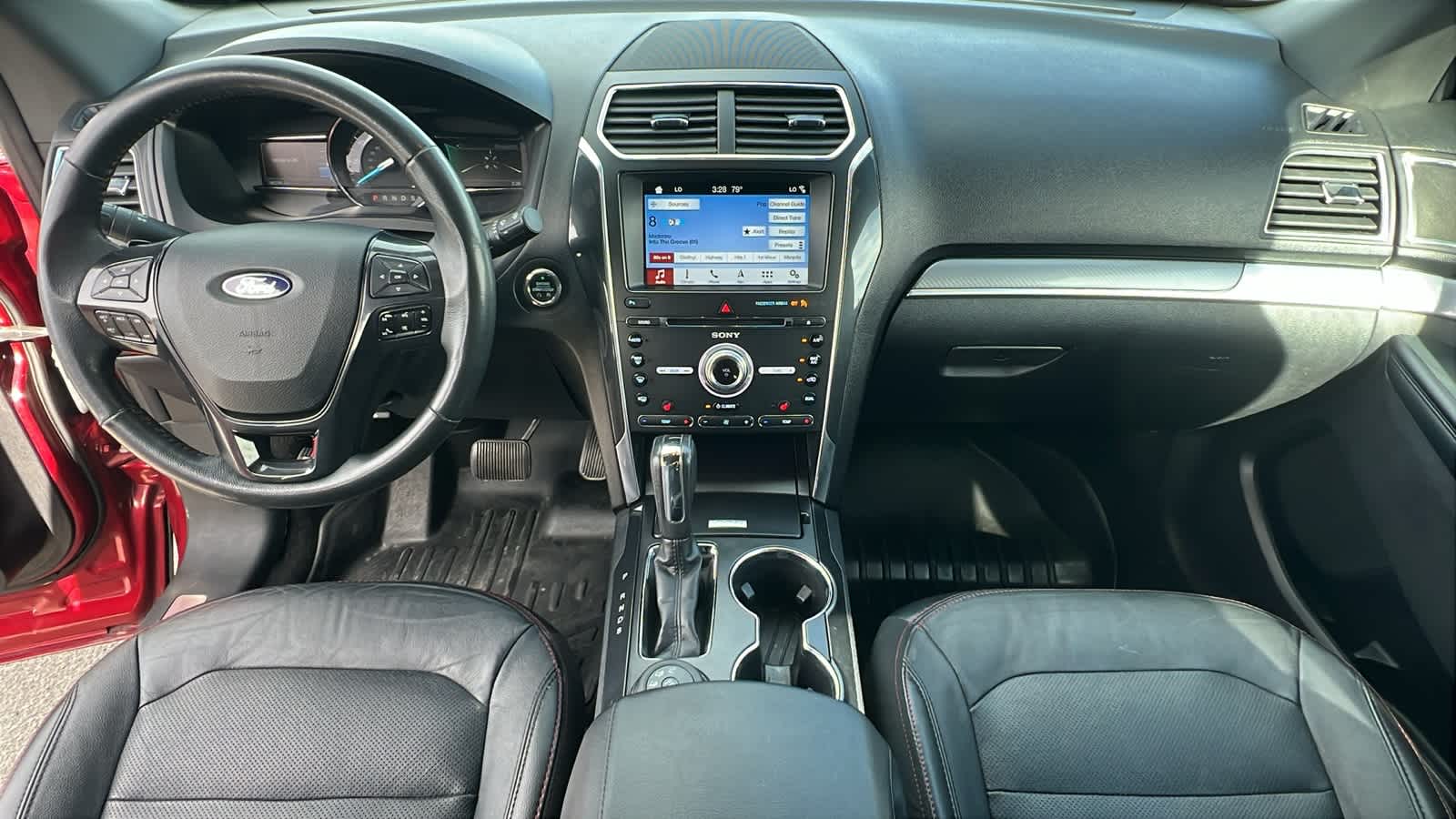 Thumbnail: 2018 Ford Explorer - 26