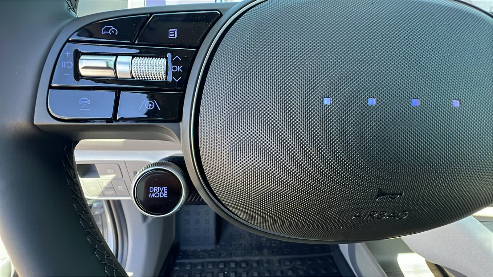 Thumbnail: 2025 Hyundai Ioniq 6 - 19