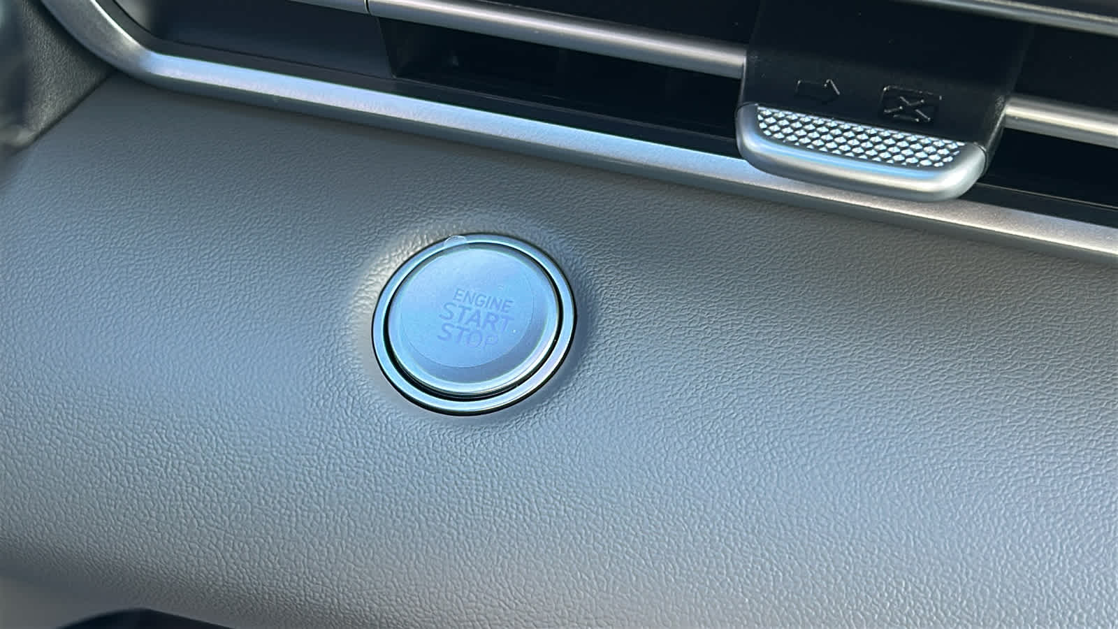 Thumbnail: 2026 Hyundai Elantra - 17