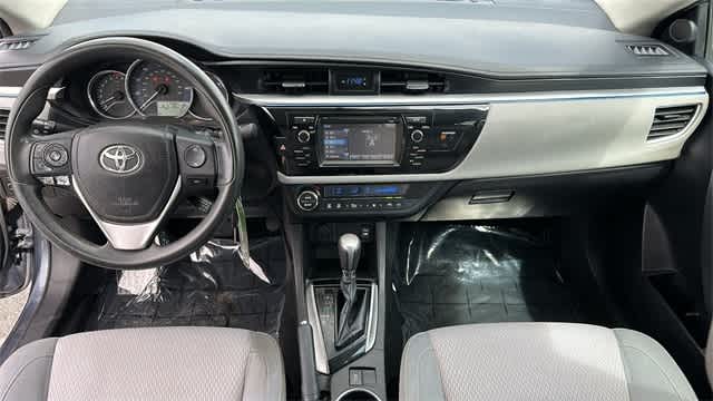 Thumbnail: 2015 Toyota Corolla - 26