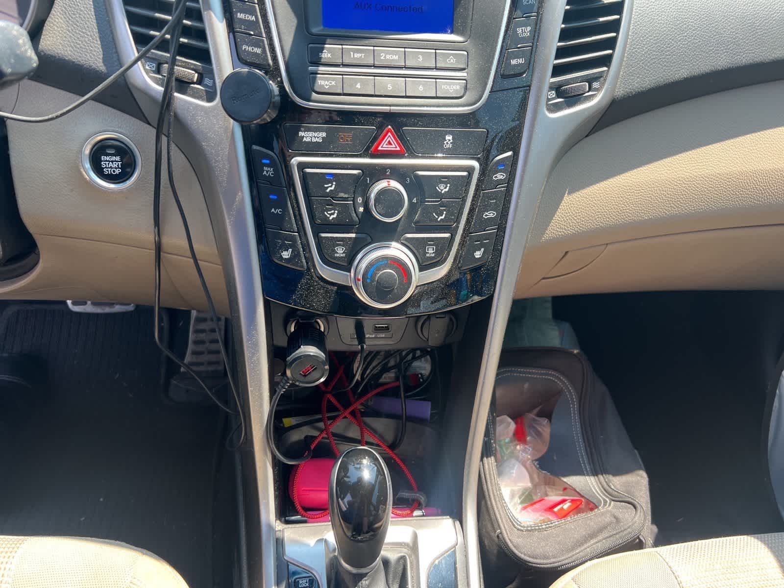 Thumbnail: 2016 Hyundai Elantra - 16