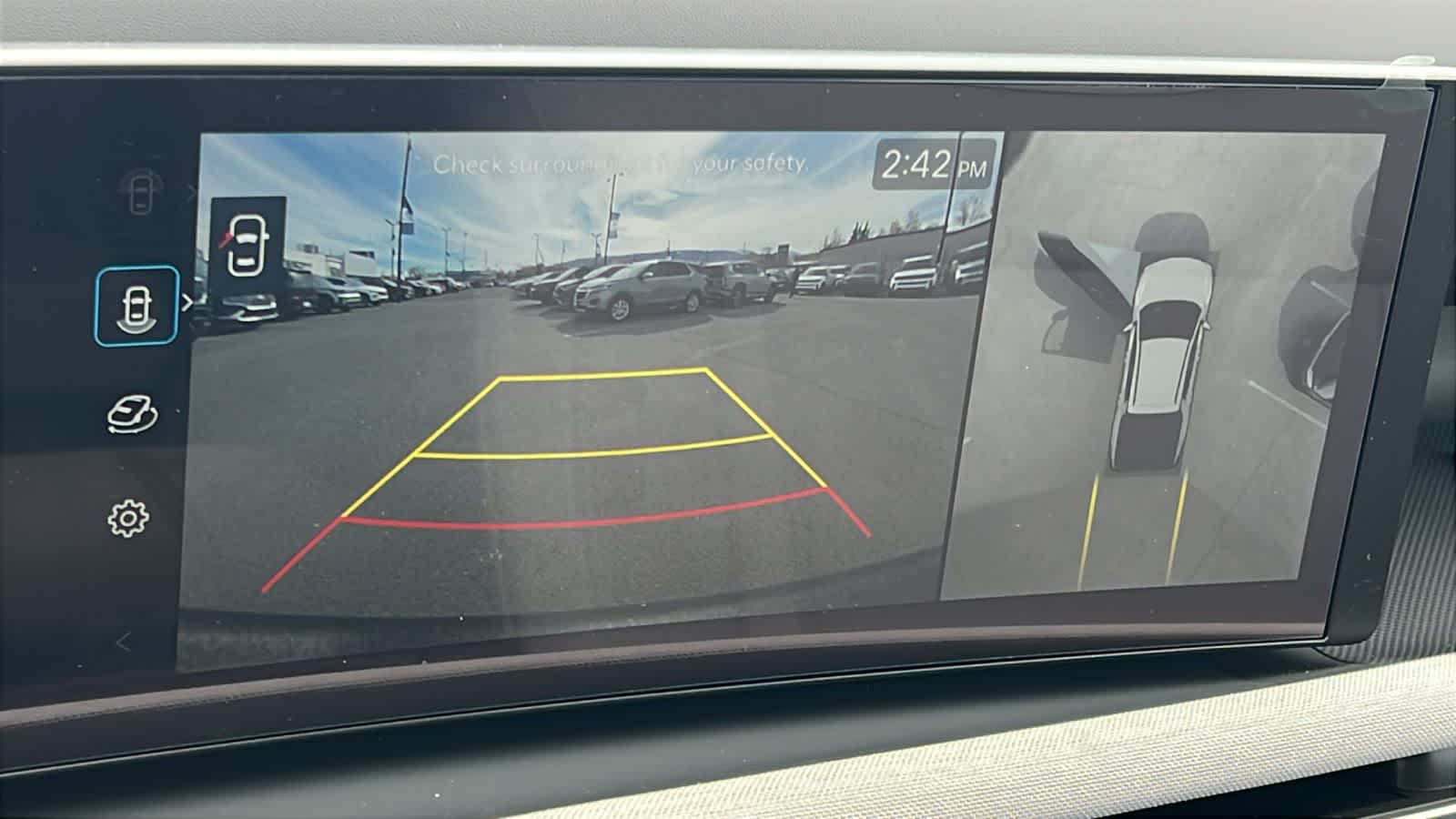 Thumbnail: 2025 Hyundai Santa Cruz - 16