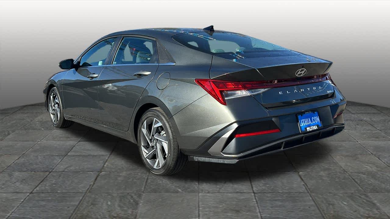 Thumbnail: 2025 Hyundai Elantra - 7