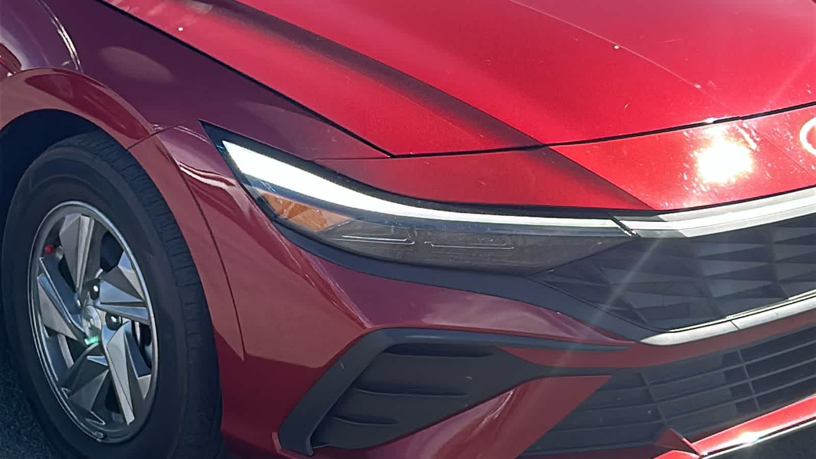 Thumbnail: 2025 Hyundai Elantra - 19