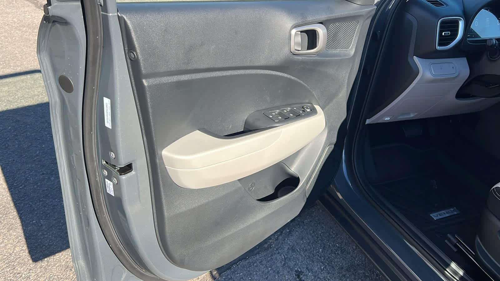 Thumbnail: 2026 Hyundai Venue - 23