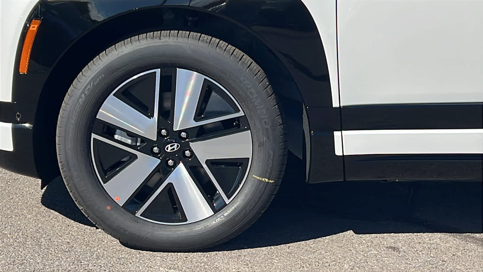 Thumbnail: 2026 Hyundai Ioniq - 9