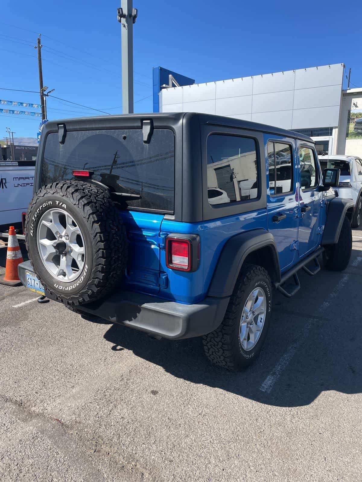 Thumbnail: 2021 Jeep Wrangler - 7