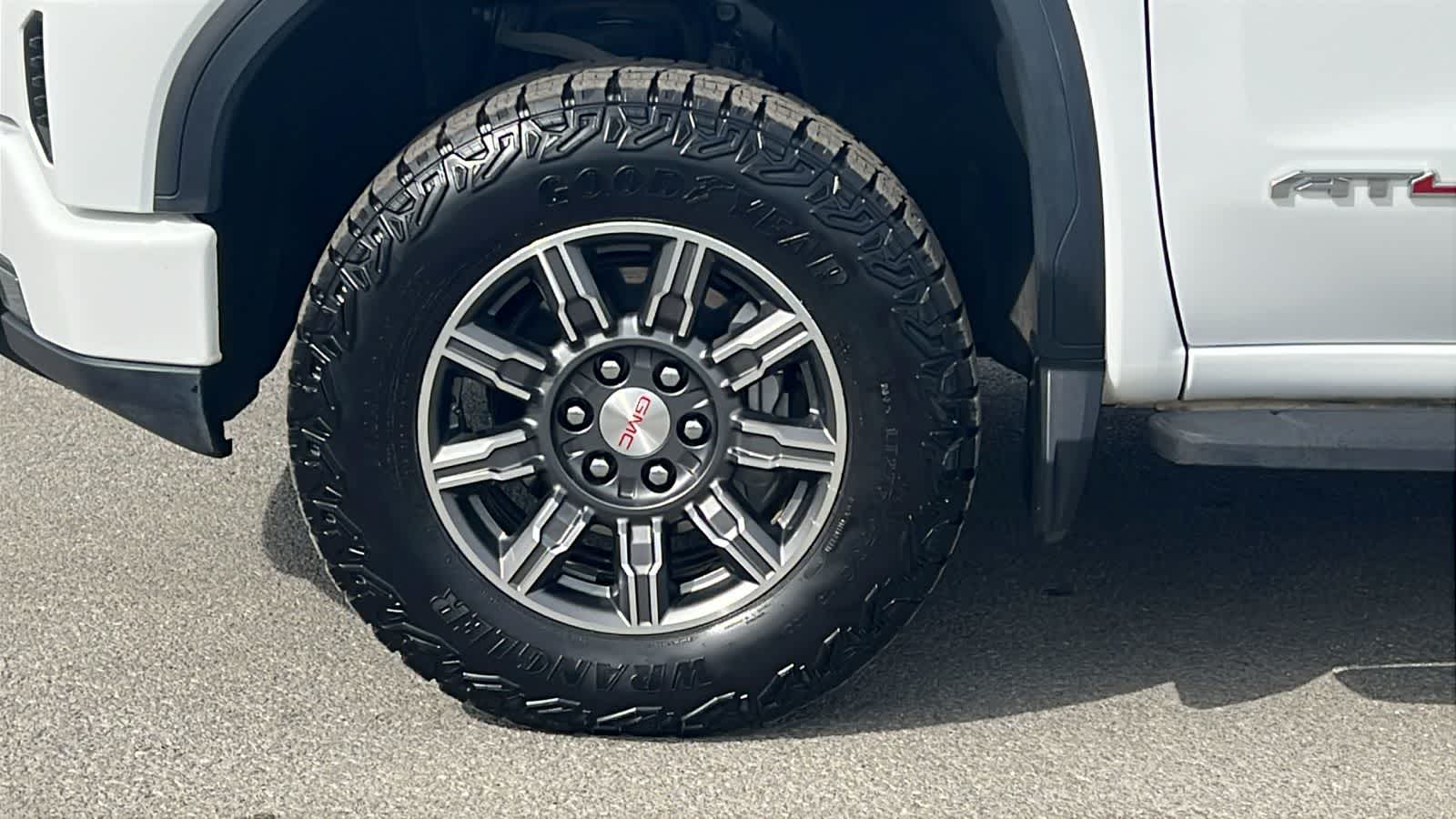 Thumbnail: 2024 GMC Sierra 1500 - 9