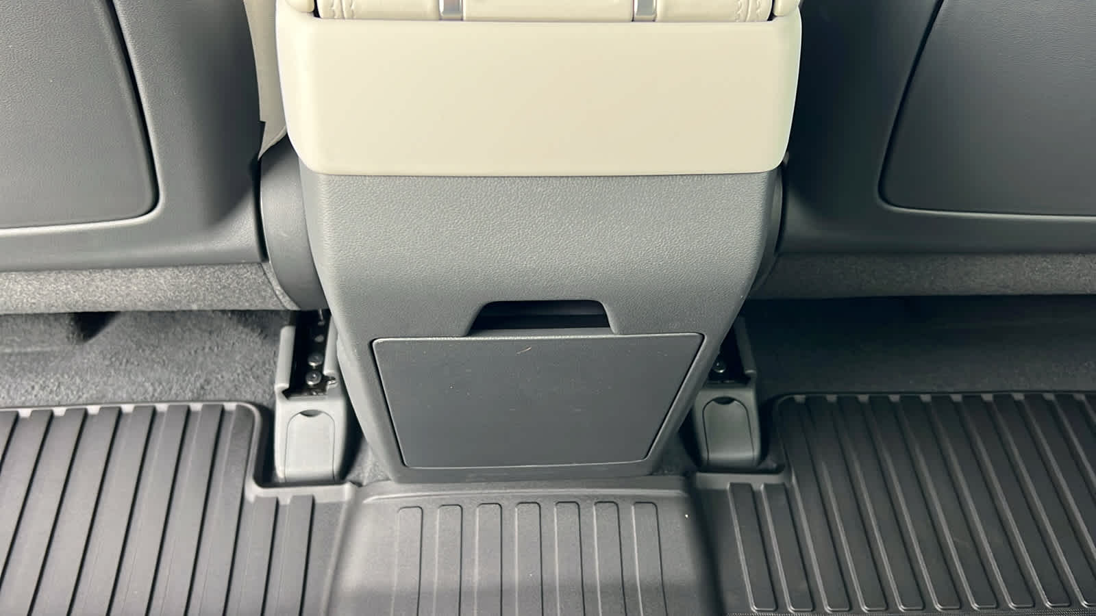 Thumbnail: 2026 Hyundai Santa Fe - 25