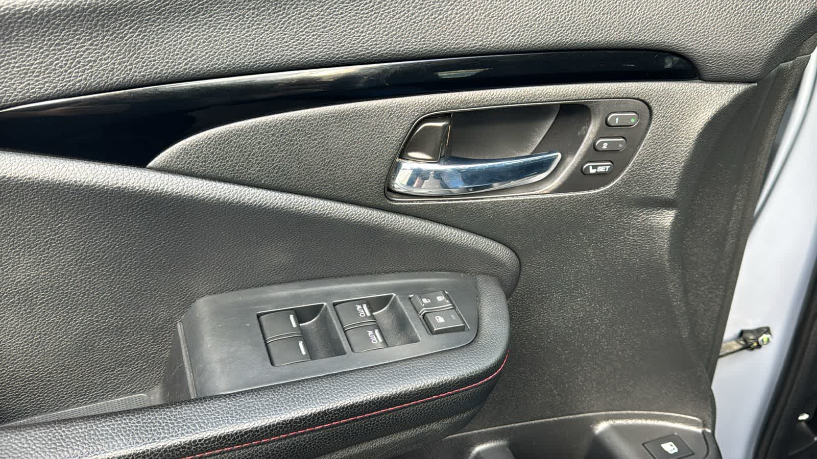 Thumbnail: 2022 Honda Ridgeline - 22