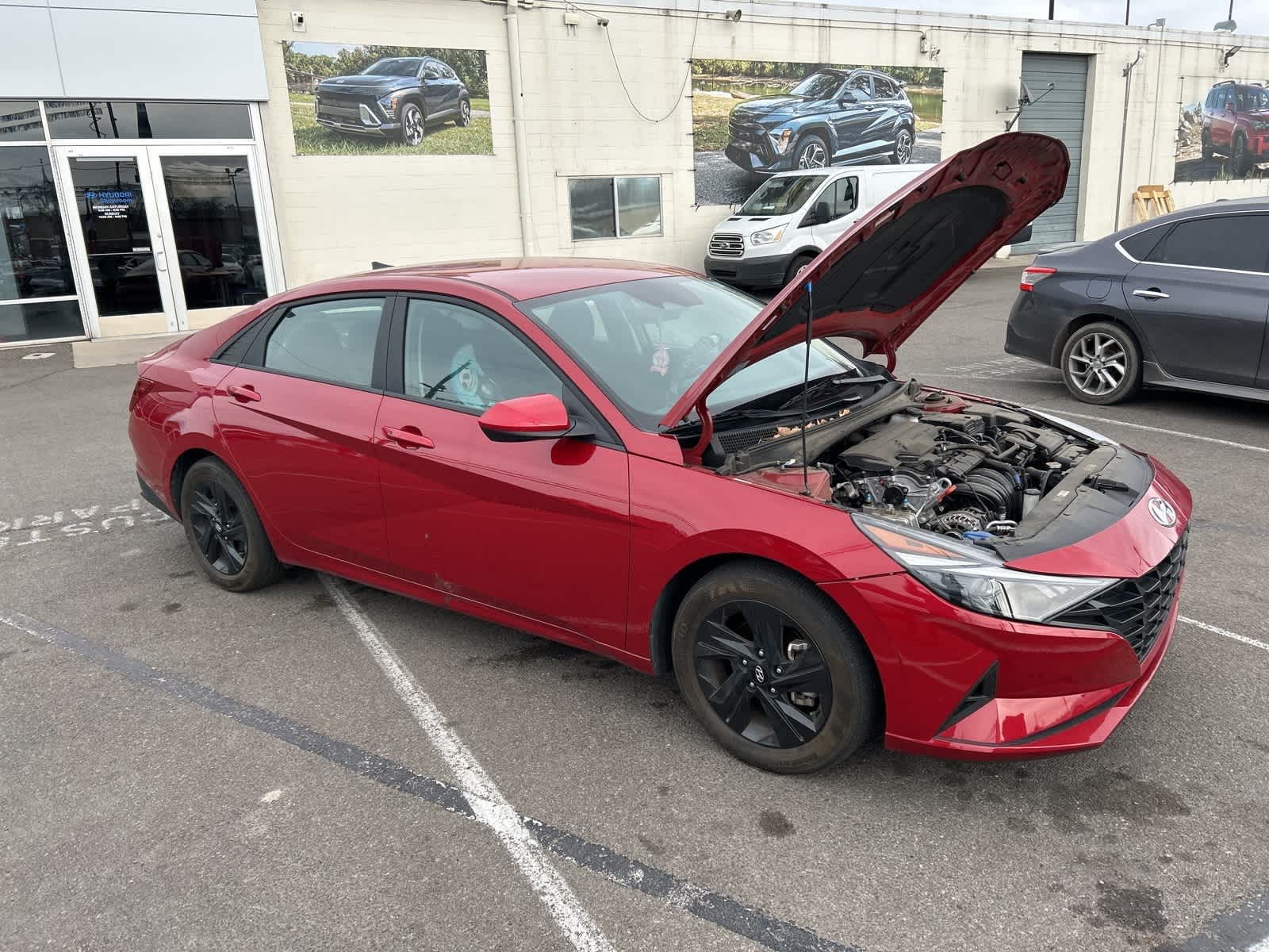 Thumbnail: 2023 Hyundai Elantra - 18