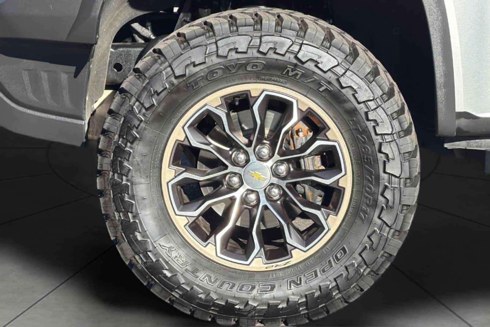 Thumbnail: 2019 Chevrolet Colorado - 10