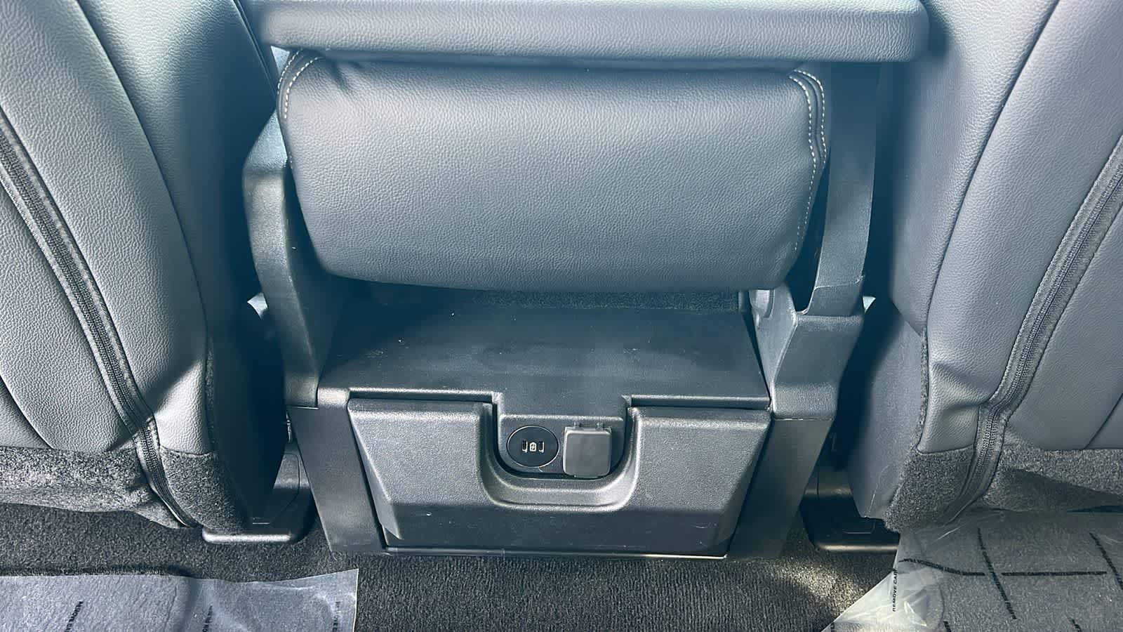 Thumbnail: 2023 Ford F-350 - 25