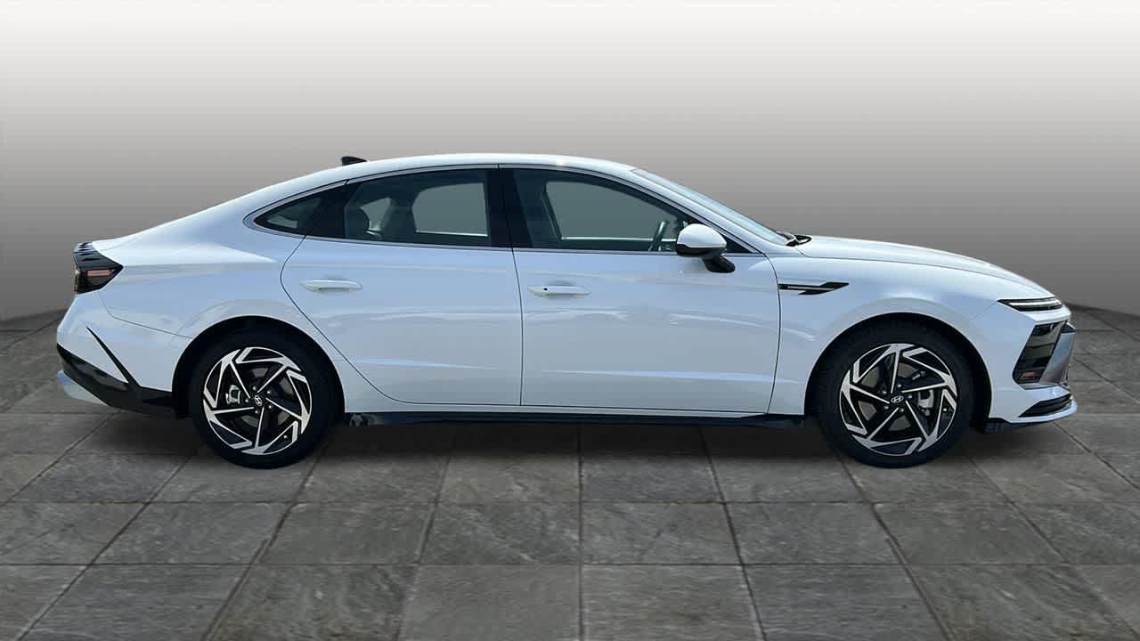 Thumbnail: 2026 Hyundai Sonata - 4