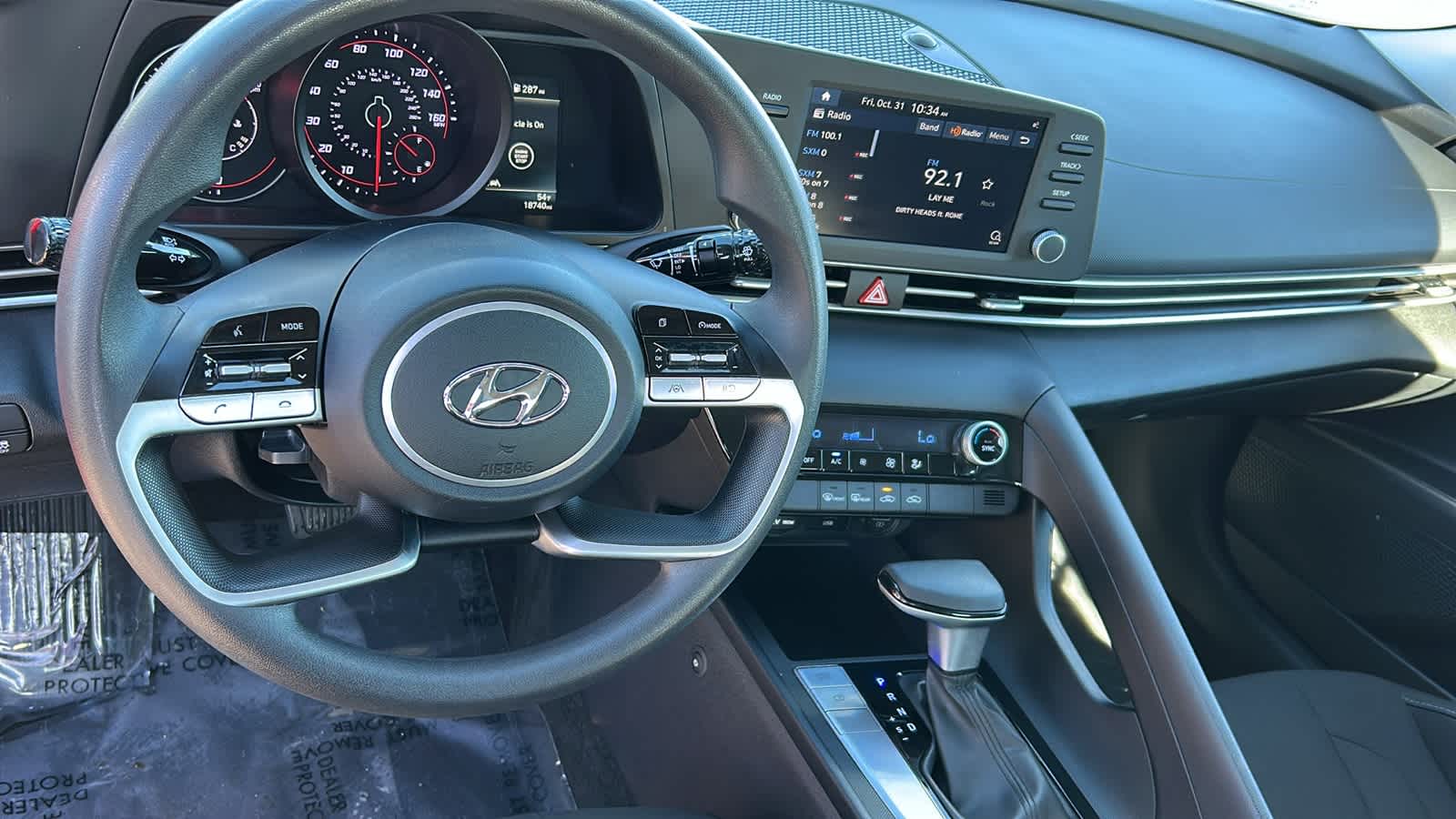 Thumbnail: 2023 Hyundai Elantra - 10