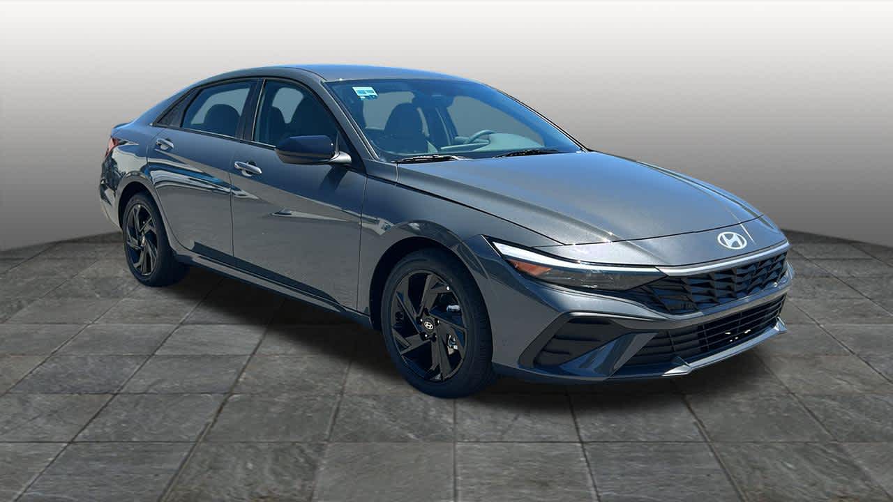 Thumbnail: 2026 Hyundai Elantra - 3